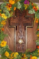 Винесення чесних древ Животворчого Хреста Господнього та пам'ять мучеників Маккавеїв